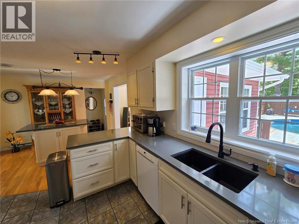 48 Milton Brae - 28