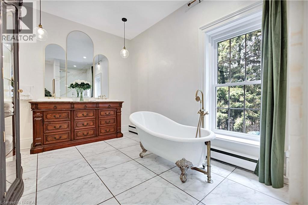 651 WEST Street, Simcoe, Ontario, N3Y4K5 — Photo 39
