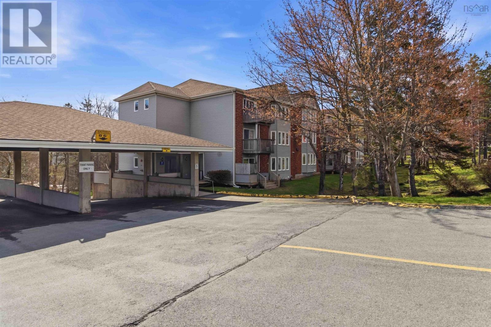 Property photo of 322 7 Forest Hills Parkway