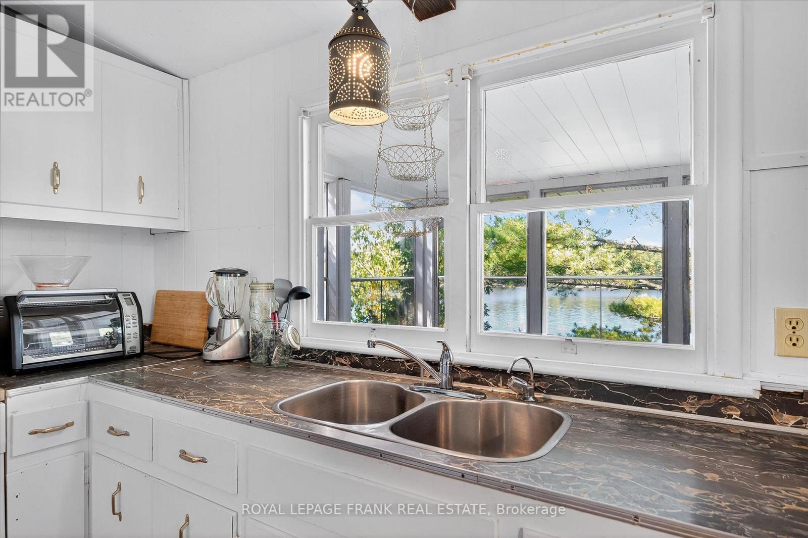 1702 SOUTH BAYSHORE ROAD W - 11