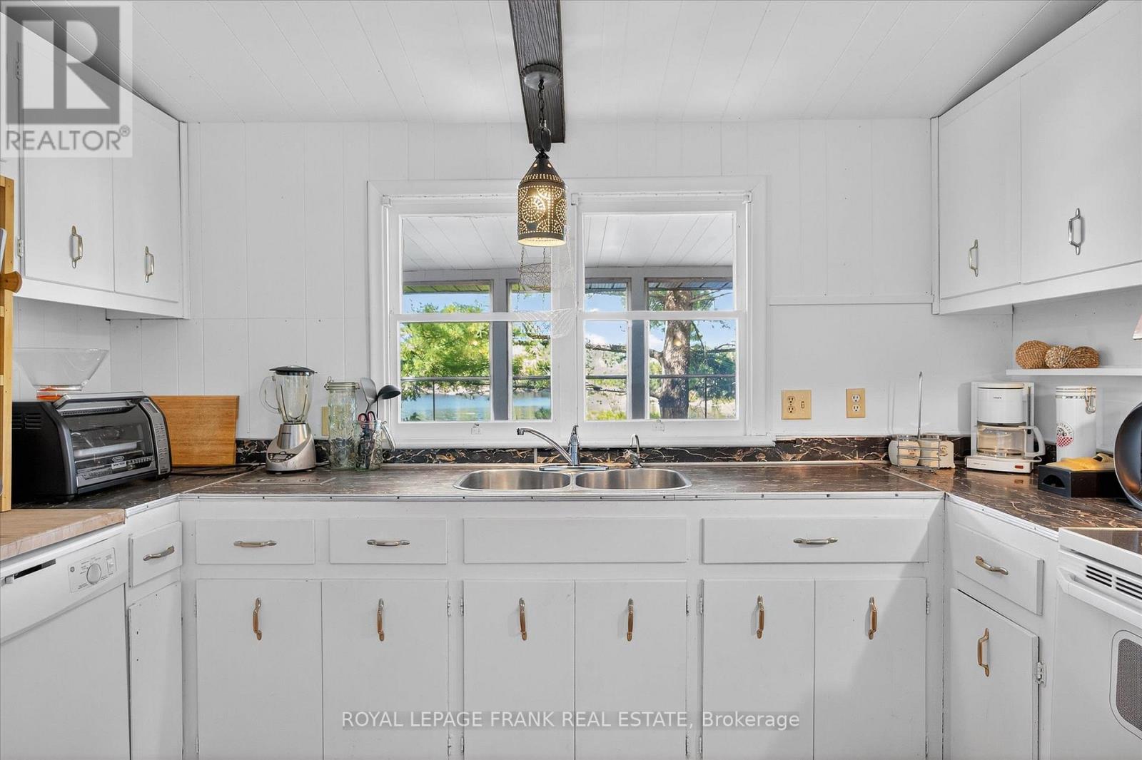 1702 SOUTH BAYSHORE ROAD W - 12