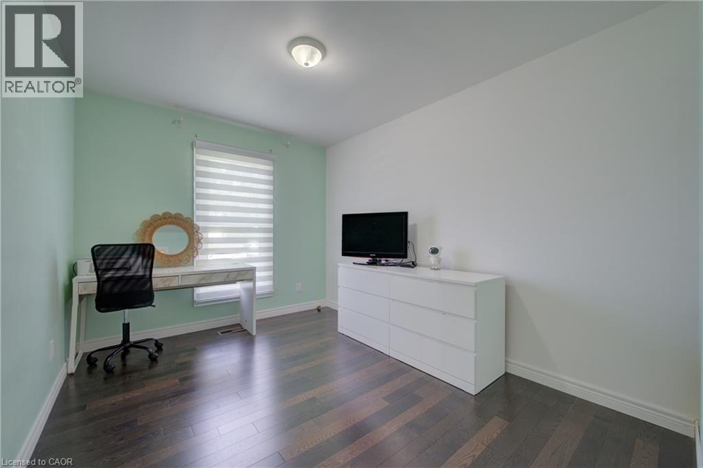 10 ASHTON Court, Woodstock, Ontario, N4S8N9 — Photo 36