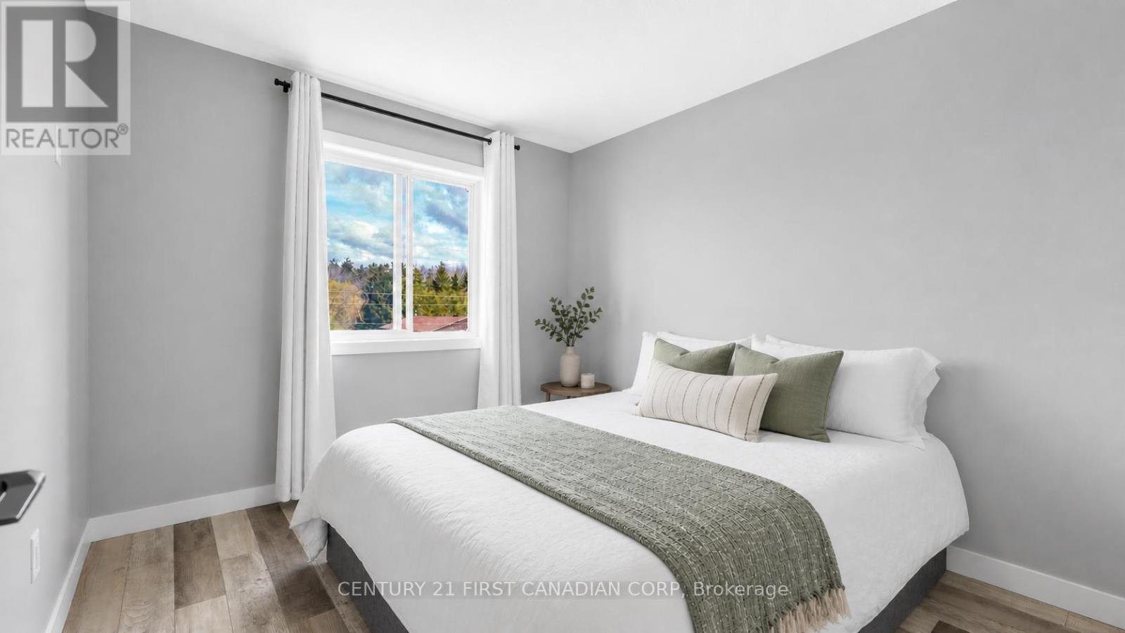 186 HOOPER STREET - 15