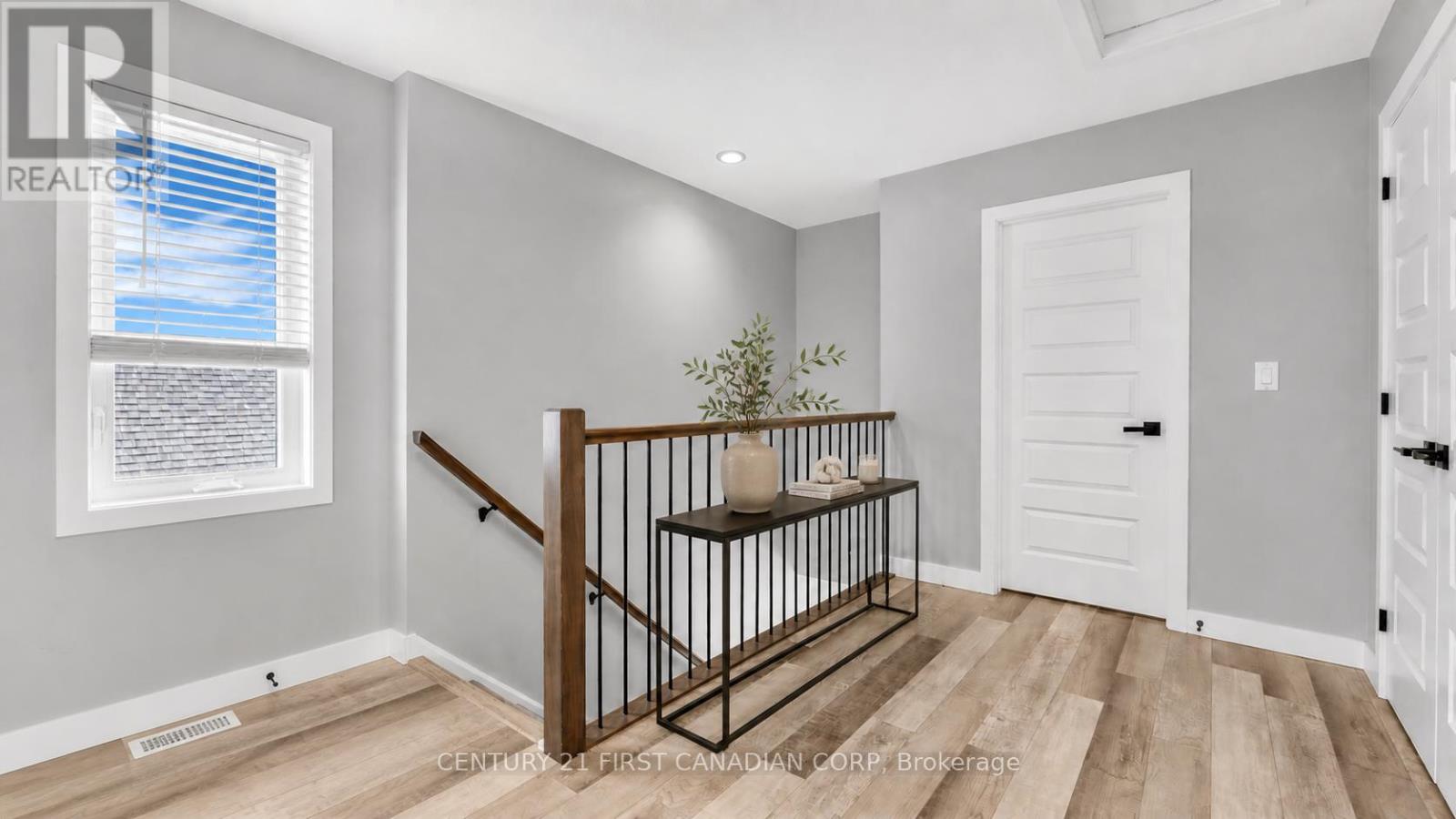 186 HOOPER STREET - 18