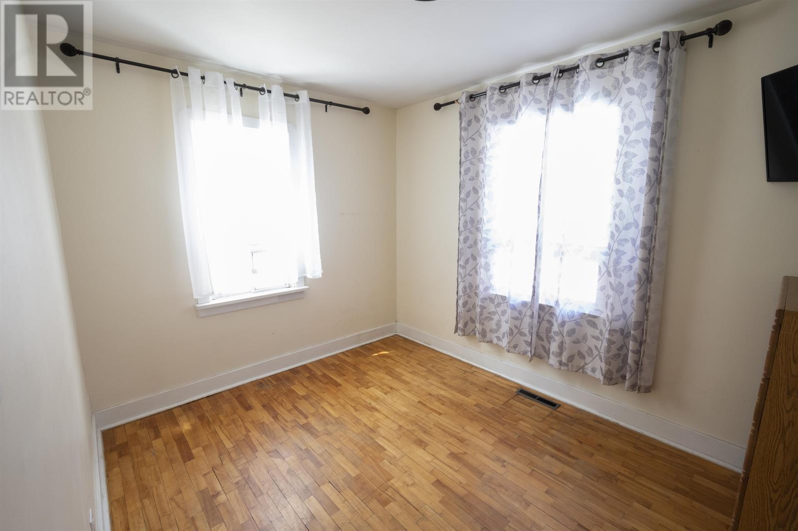 1744 Broadway Avenue, Thunder Bay, Ontario, P7K1M5 — Photo 23