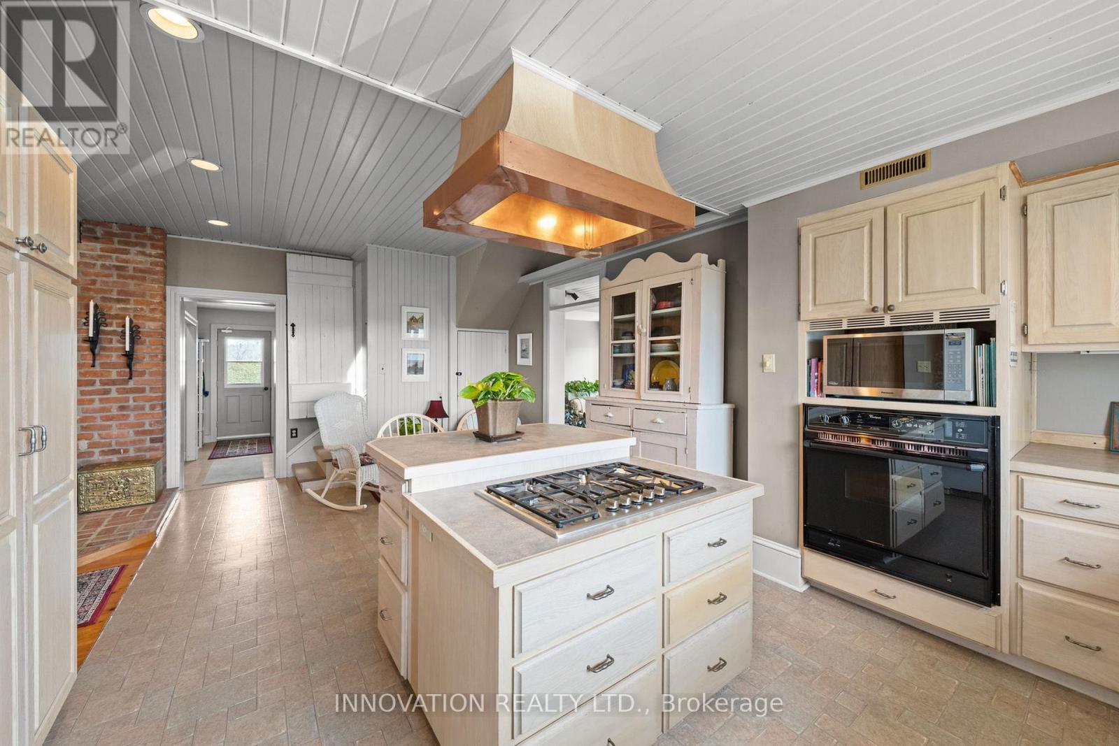 3328 DIAMONDVIEW ROAD - 10