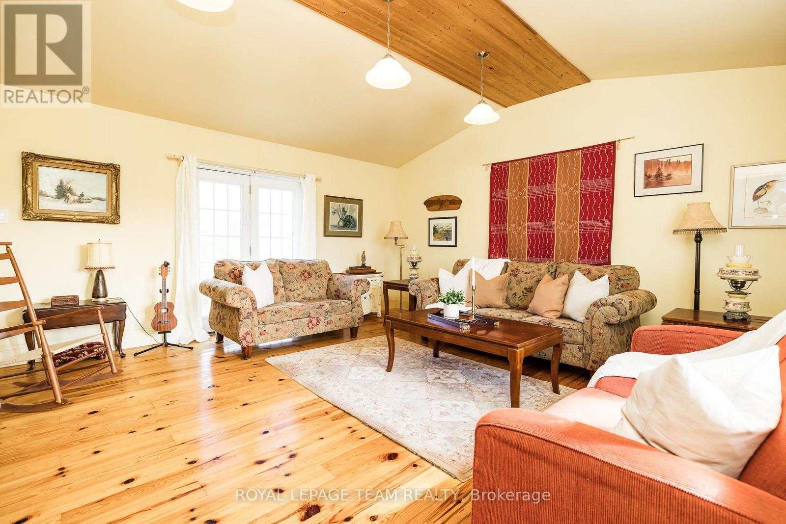 167 GARDINER ROAD - 19