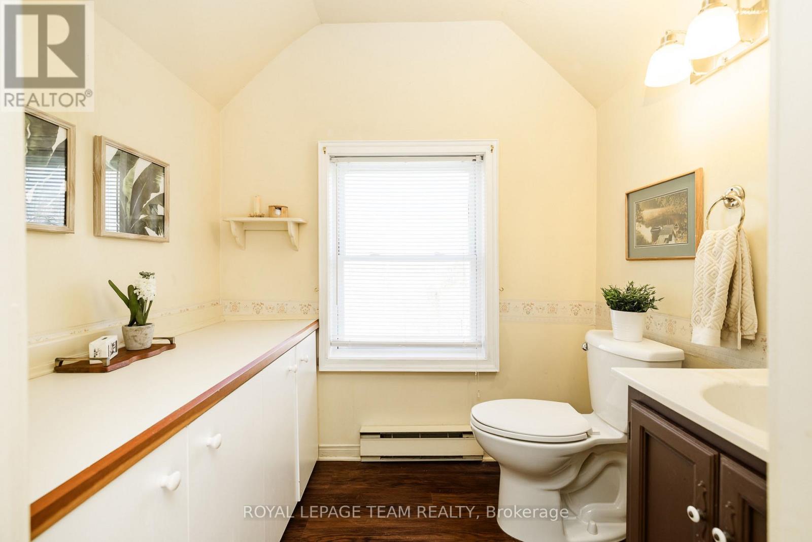 167 GARDINER ROAD - 30