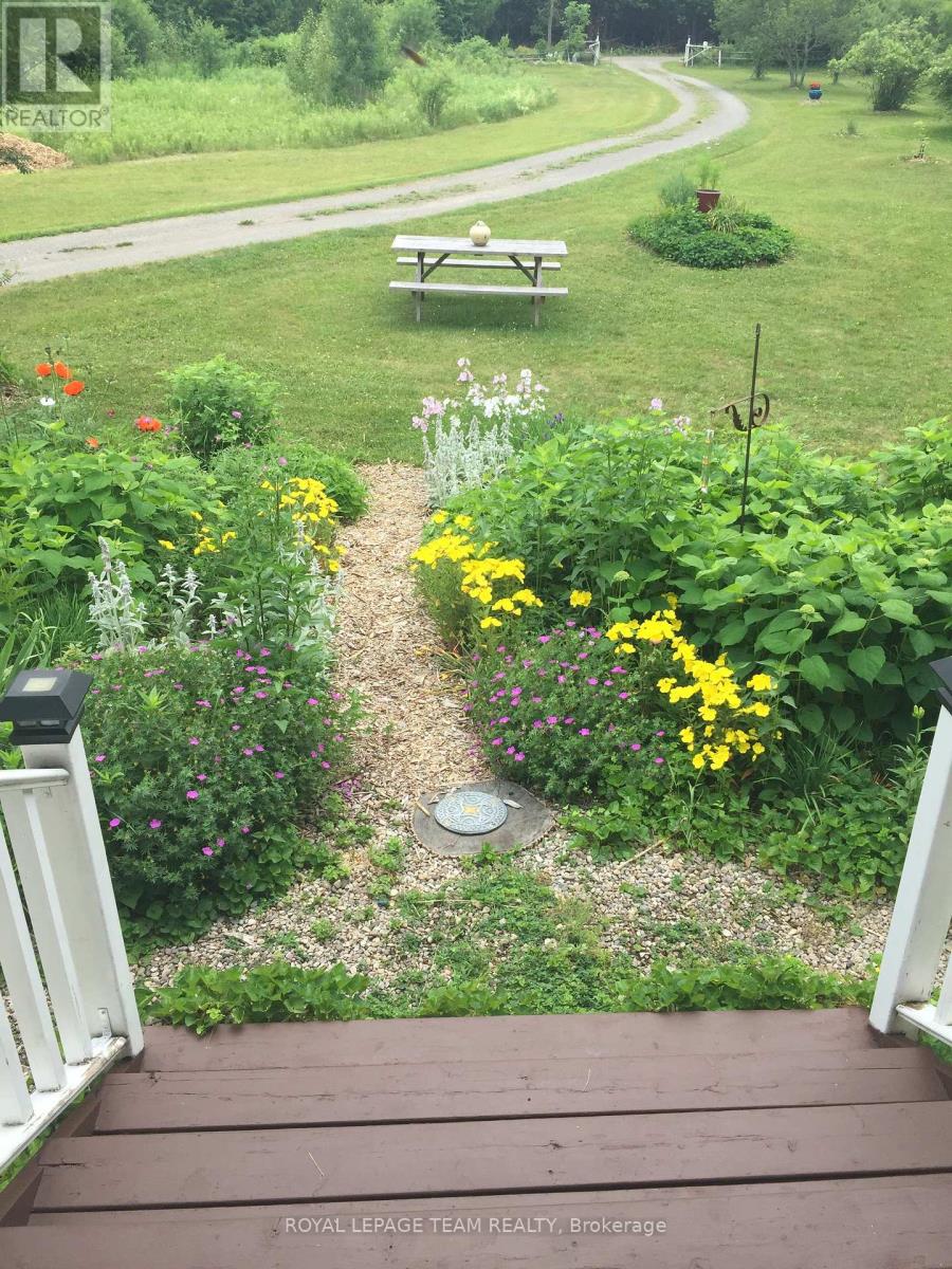 167 GARDINER ROAD - 46