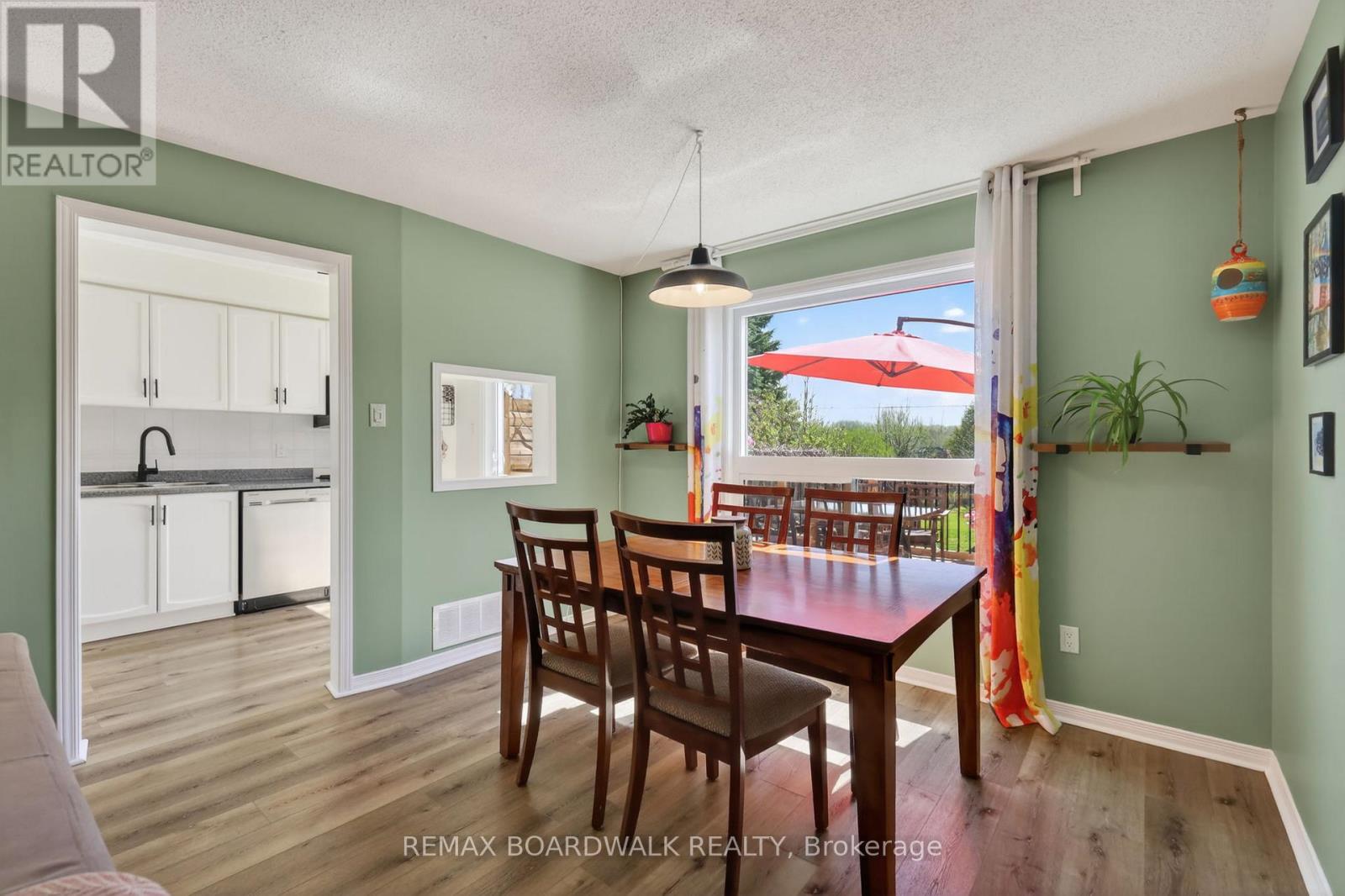 228 JAMIESON STREET - 10