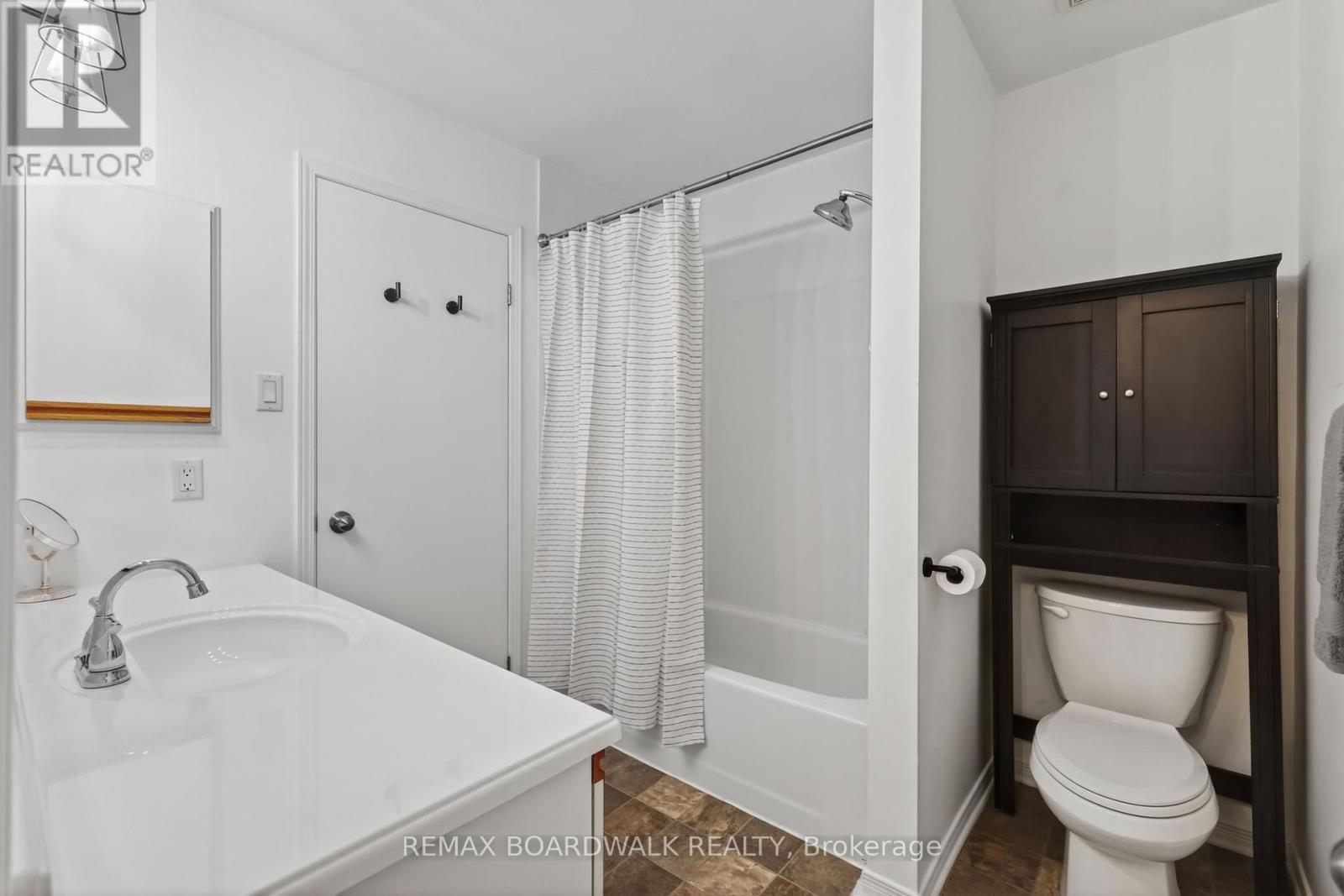 228 JAMIESON STREET - 20