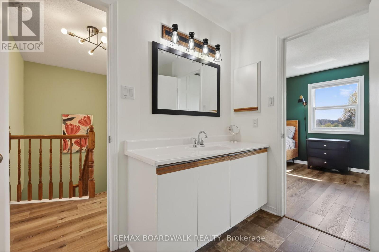 228 JAMIESON STREET - 21