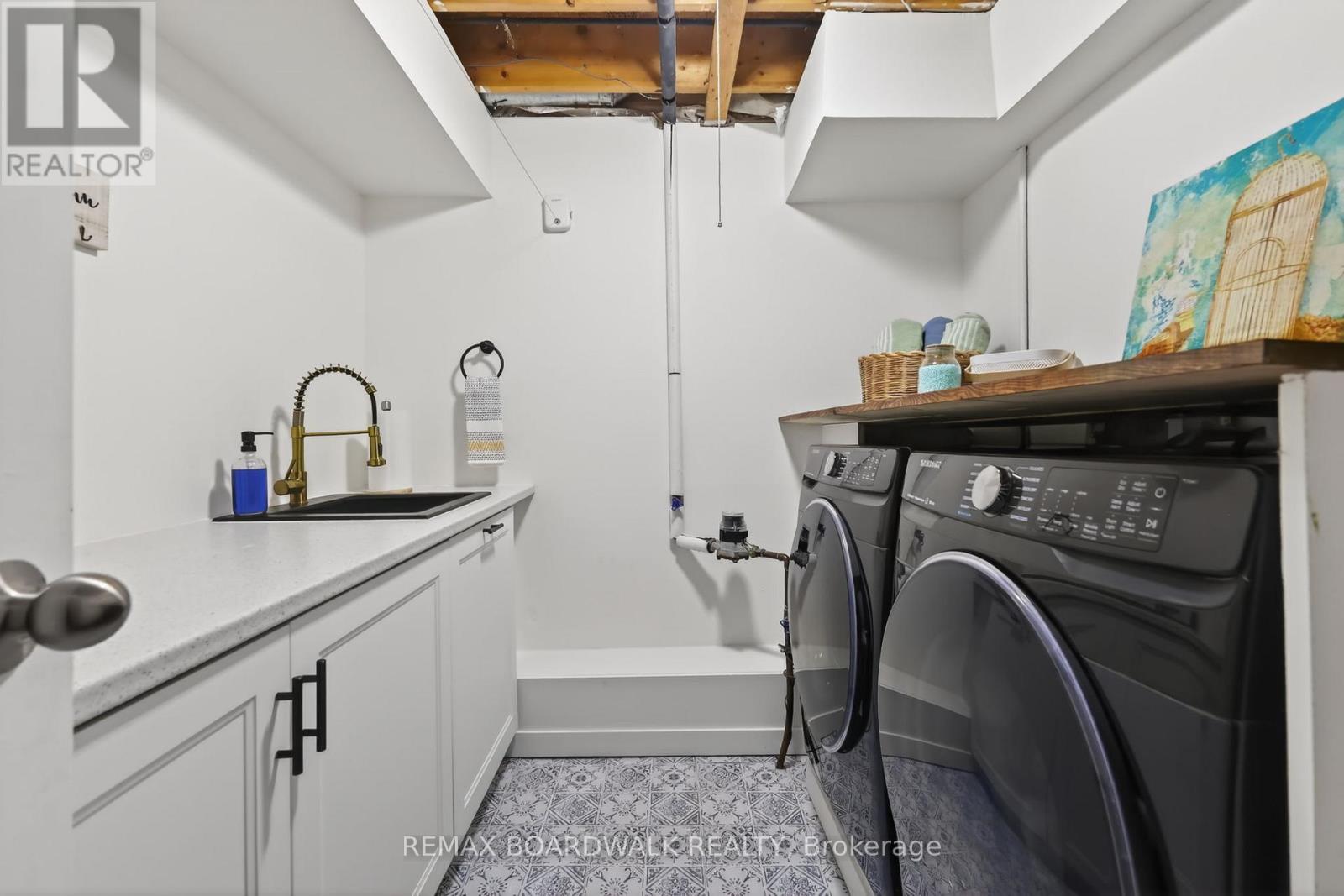 228 JAMIESON STREET - 24
