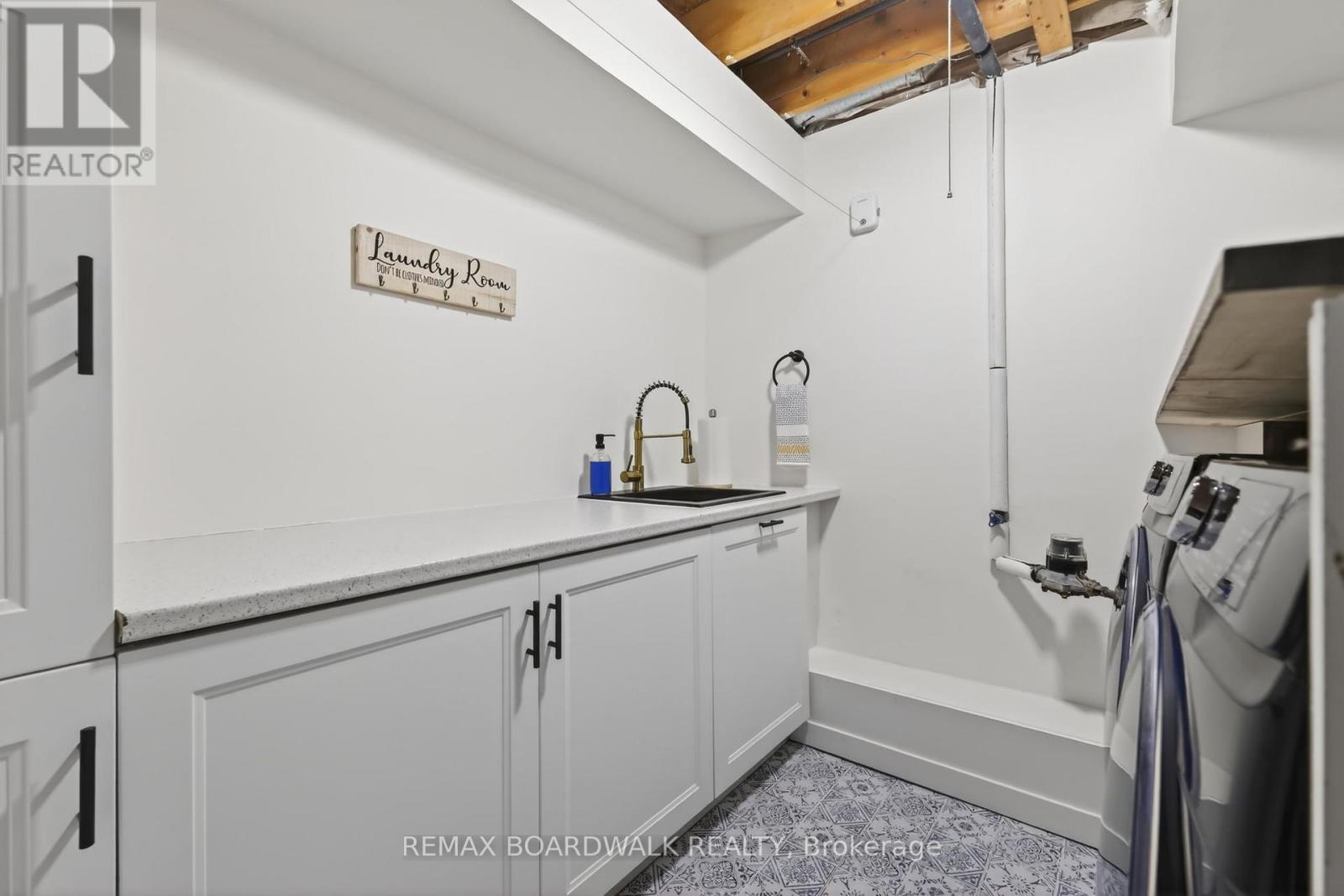 228 JAMIESON STREET - 25