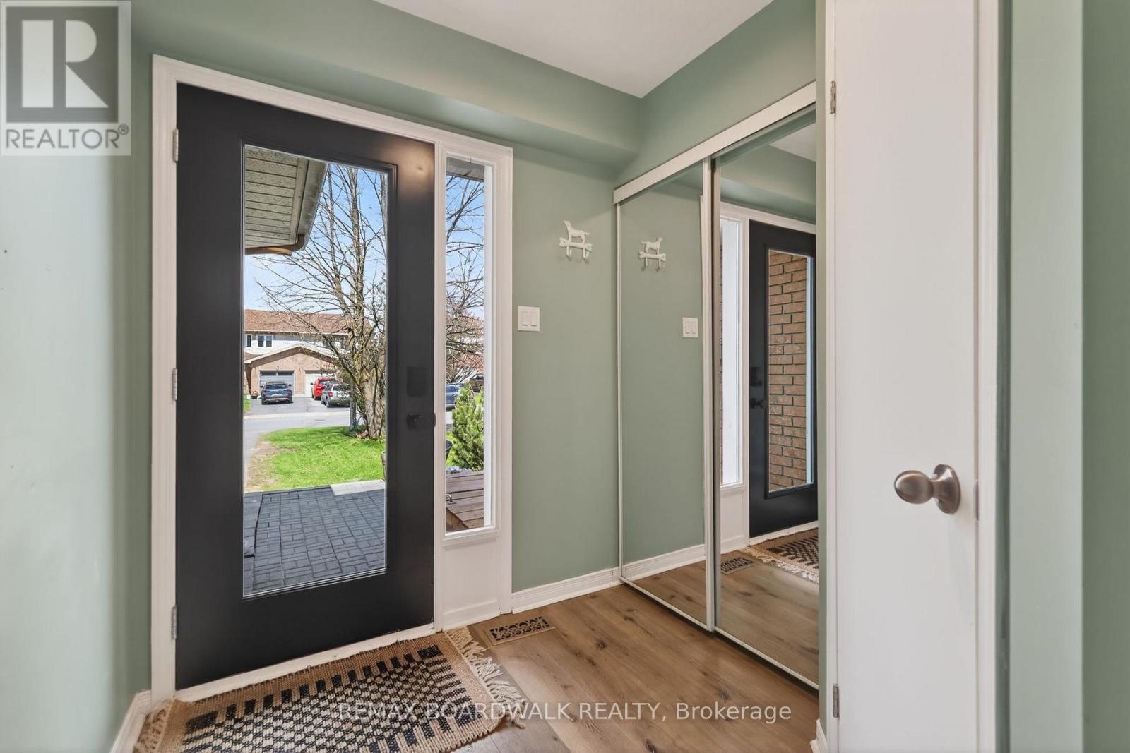228 JAMIESON STREET - 3