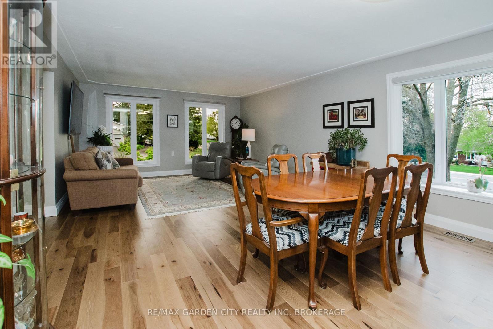 2 VALLEYVIEW COURT - 8