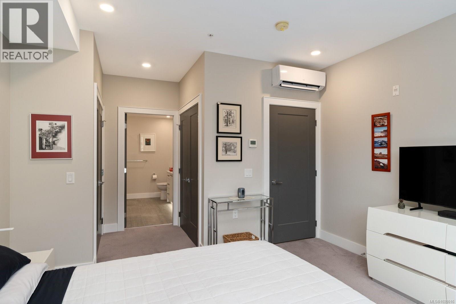 #309 747 Travino Lane - 13