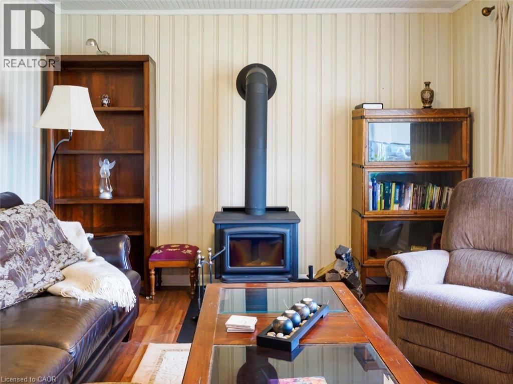 1395 LAKESHORE Road - 13