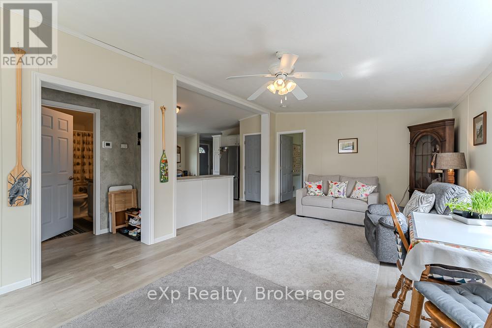 114 ROSEWOOD DRIVE - 14