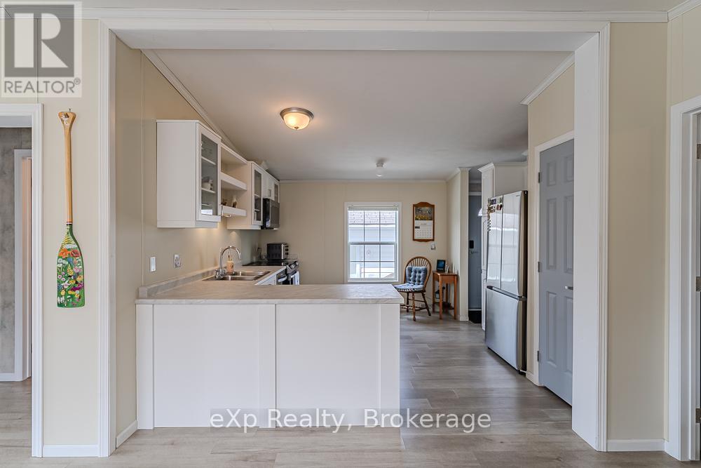 114 ROSEWOOD DRIVE - 22