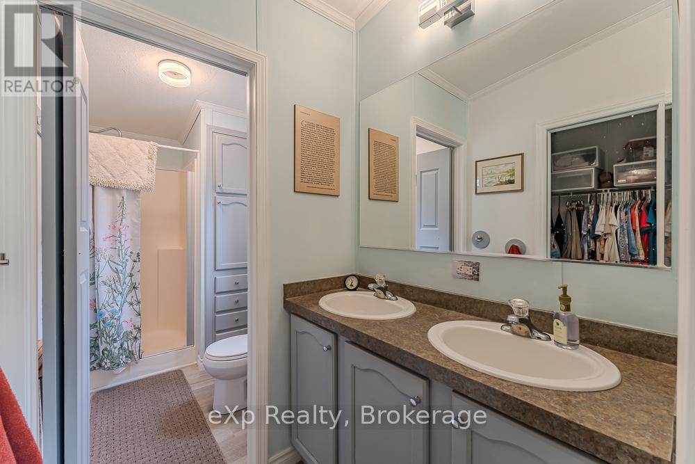 114 ROSEWOOD DRIVE - 24