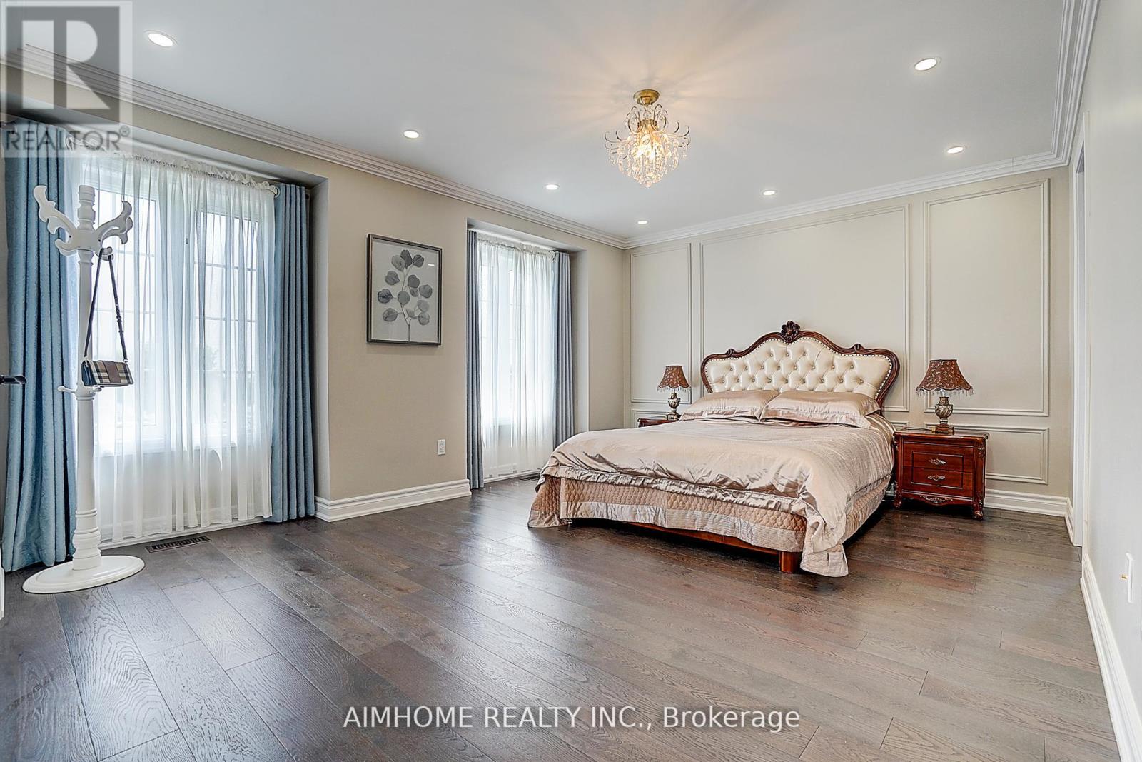 901 EAGLE RIDGE DRIVE - 29