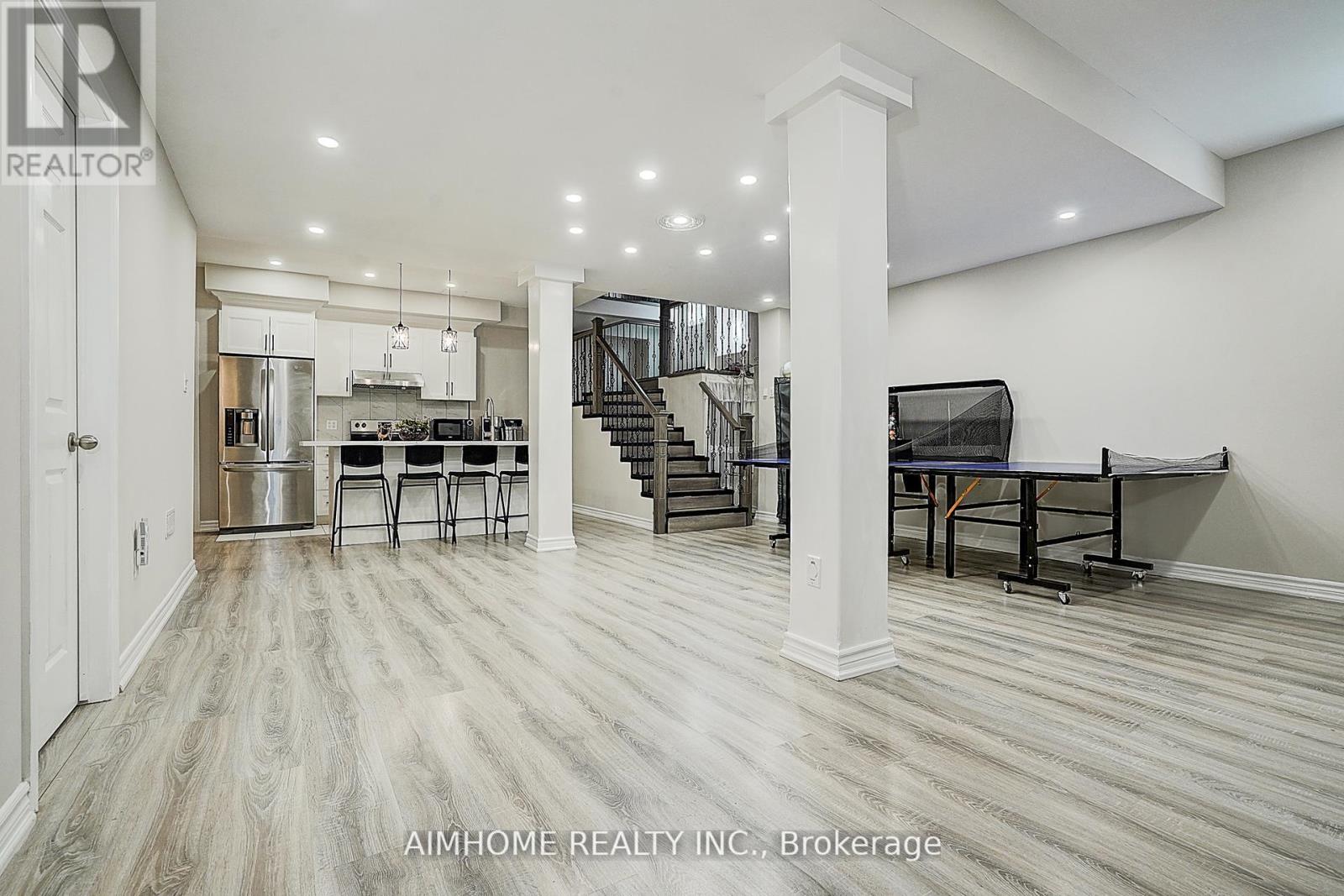901 EAGLE RIDGE DRIVE - 36