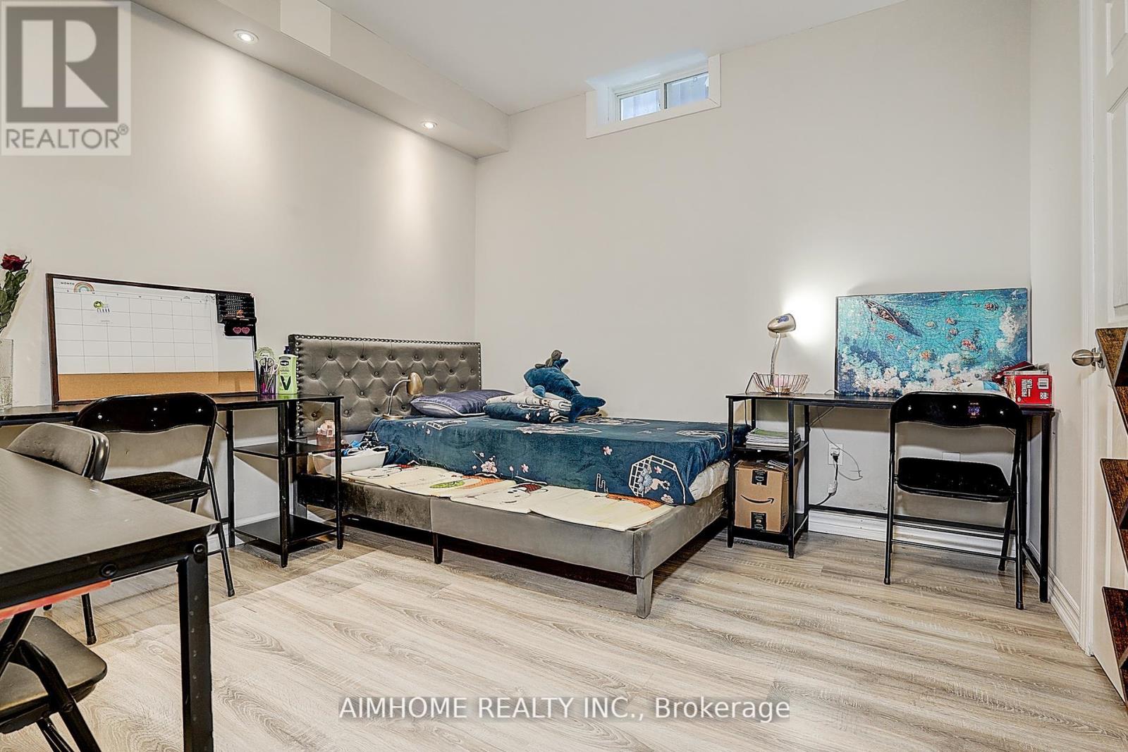 901 EAGLE RIDGE DRIVE - 37