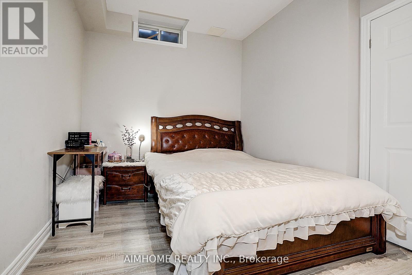 901 EAGLE RIDGE DRIVE - 40
