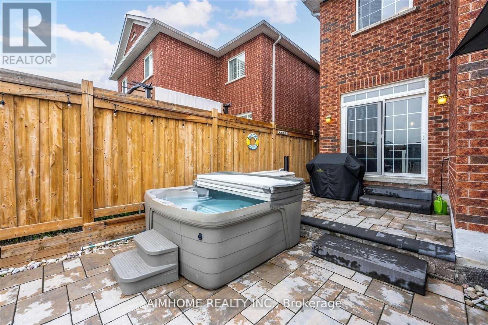 901 EAGLE RIDGE DRIVE - 47