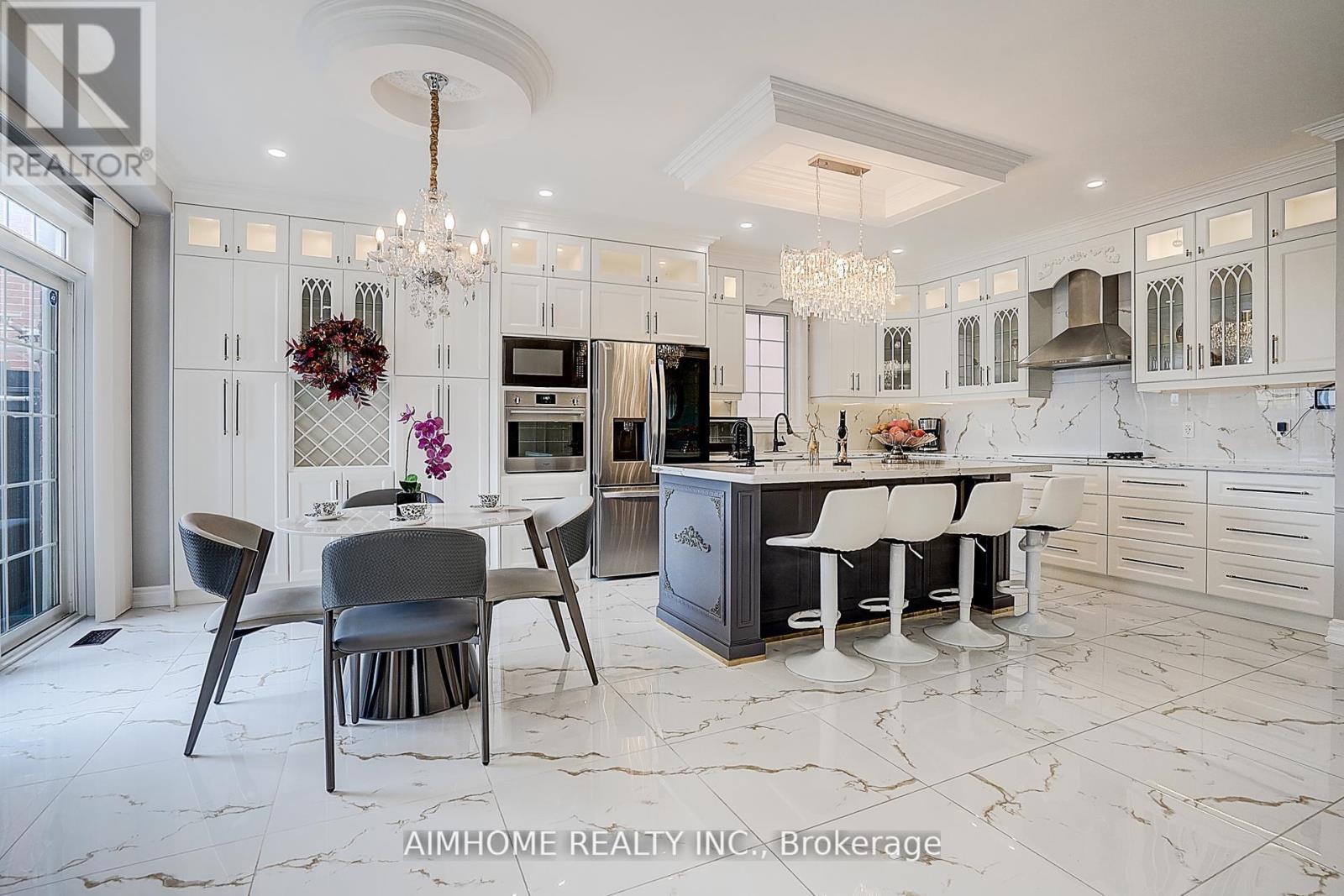 901 EAGLE RIDGE DRIVE - 48