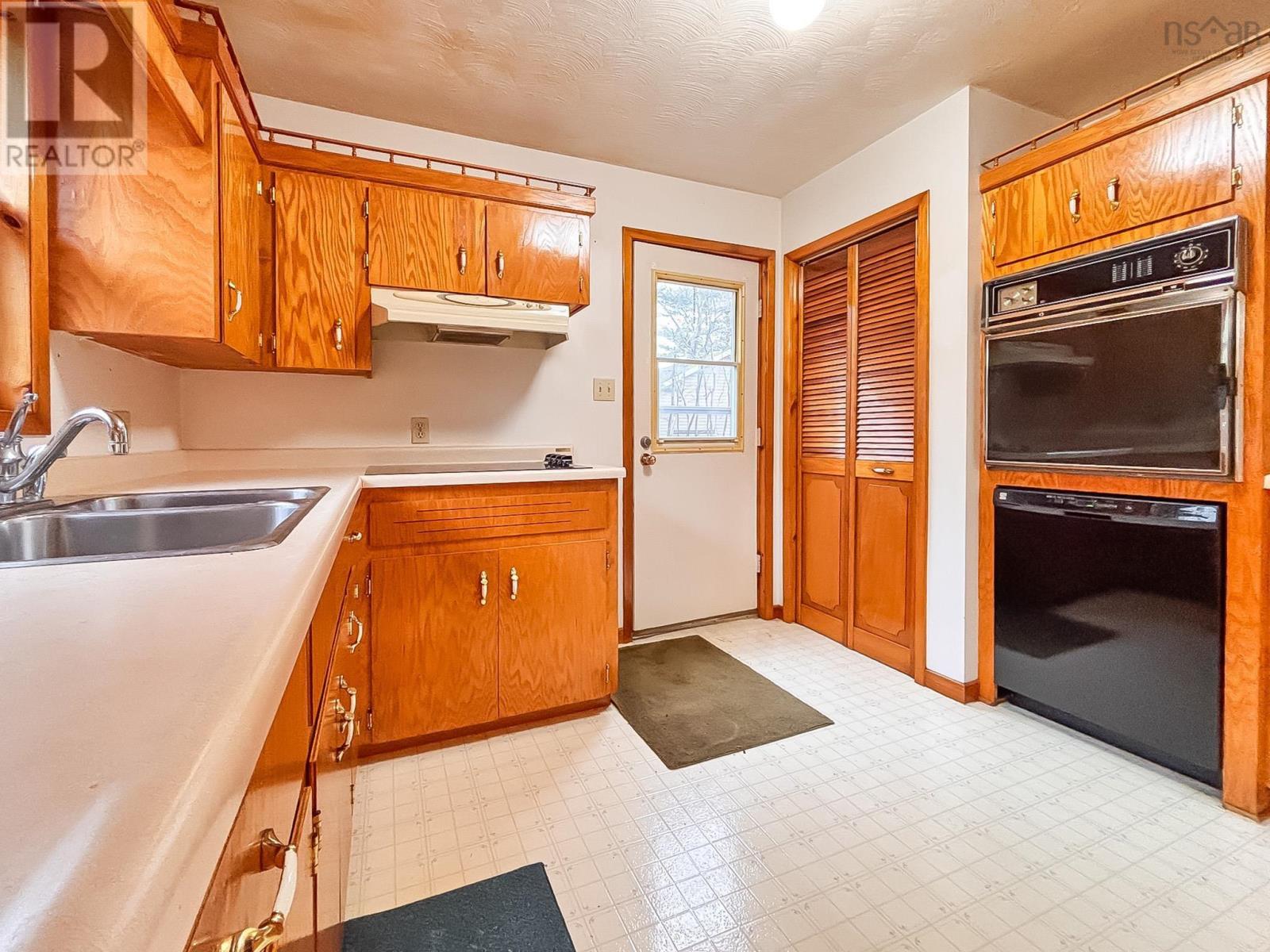 Property 18 of 28 of 110 Bluenose Avenue