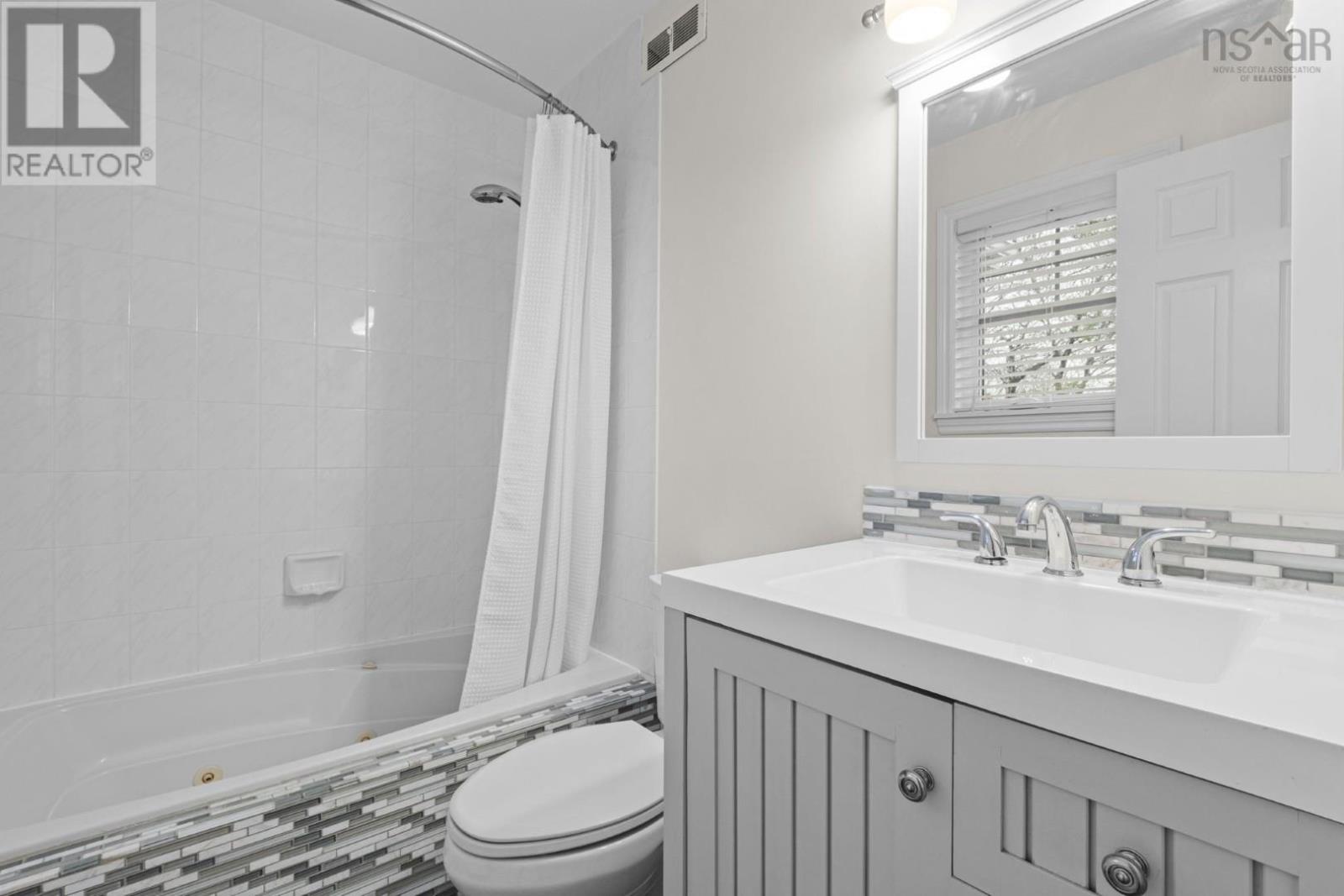 Property 24 of 47 of 52 Madison Drive