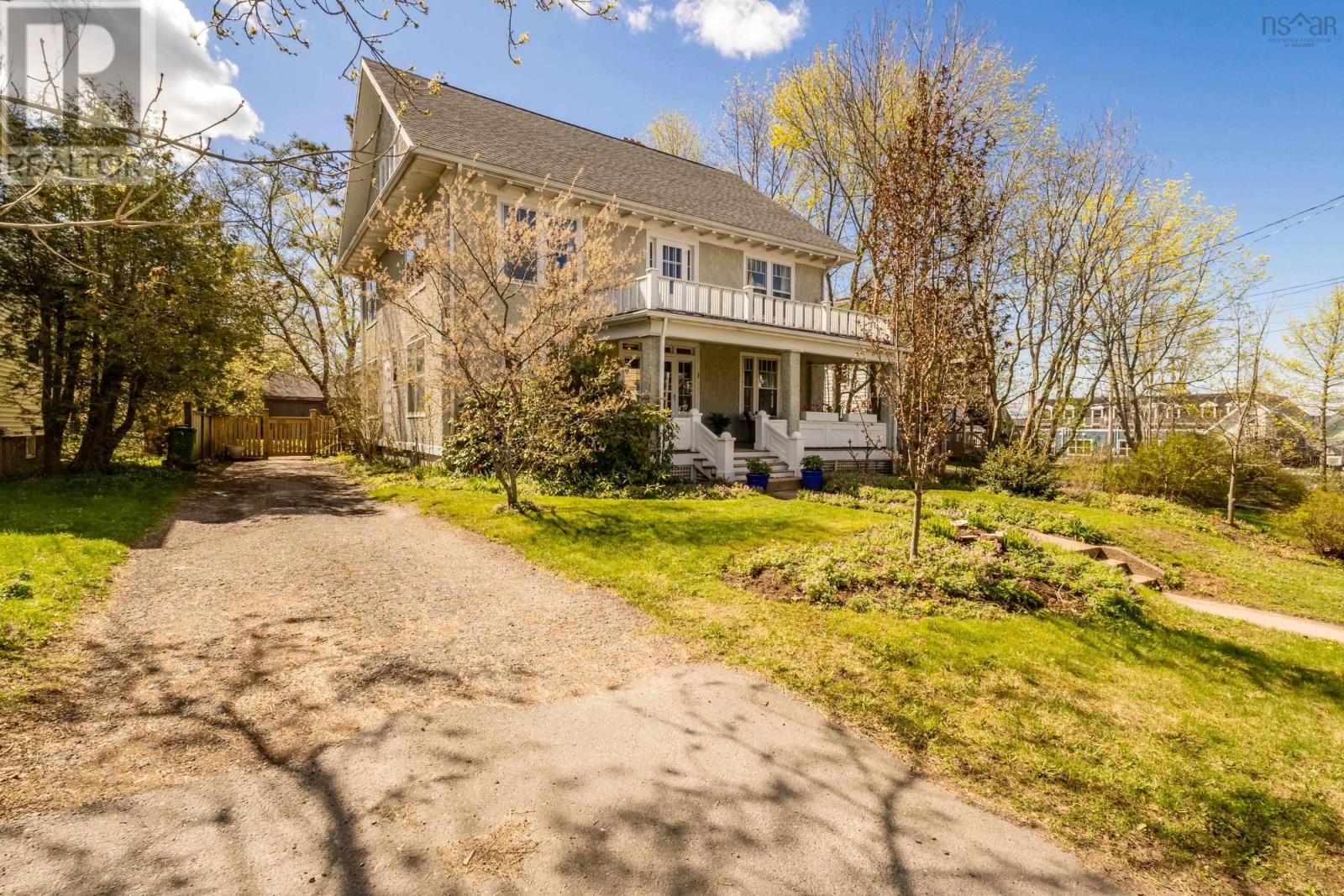 Property photo of 12 Linden Avenue