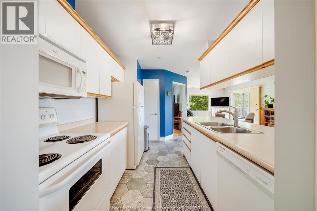 1655 GRAND MARAIS ROAD West Unit# 203, Windsor, Ontario, N9E4W4 — Photo 6