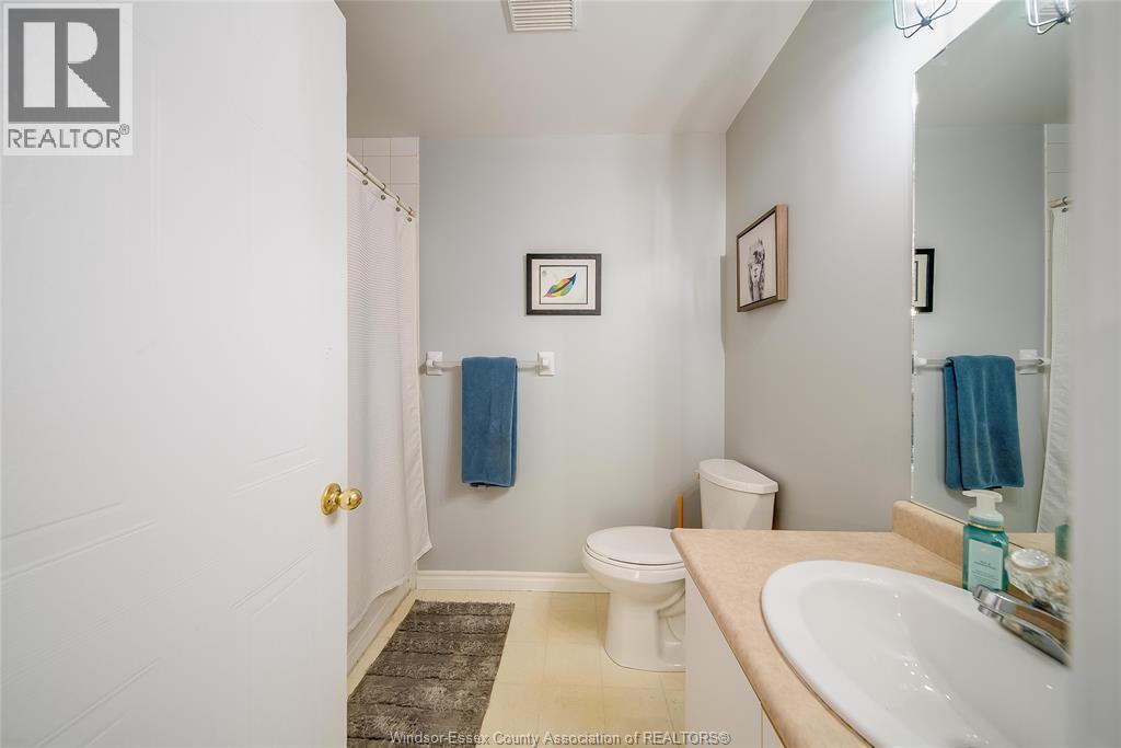 1655 GRAND MARAIS ROAD West Unit# 203, Windsor, Ontario, N9E4W4 — Photo 32