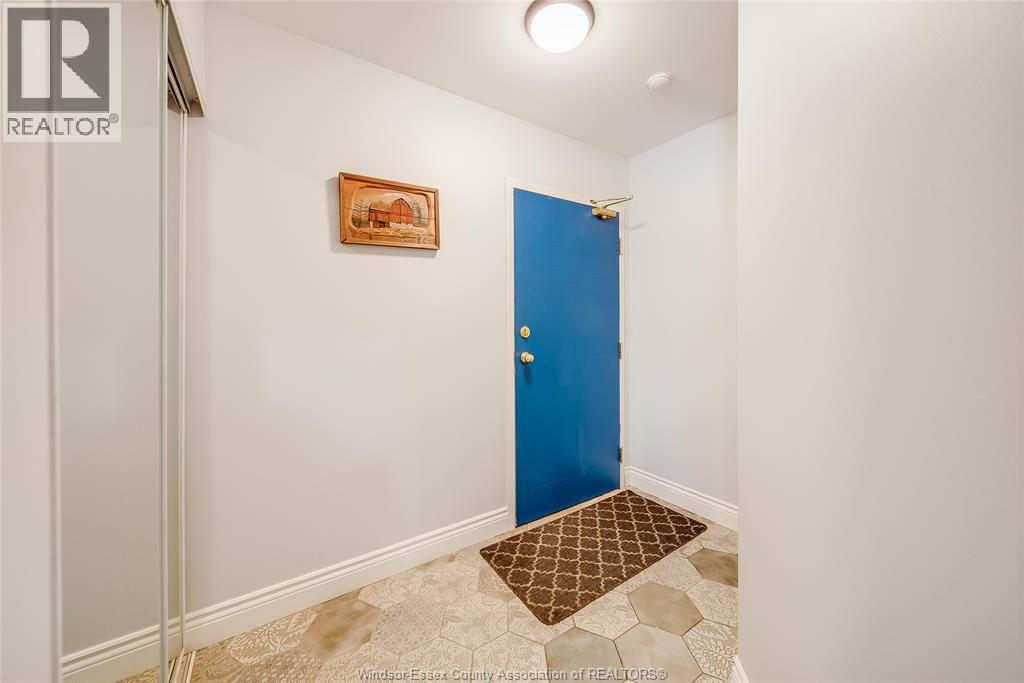 #203 1655 GRAND MARAIS ROAD West - 5