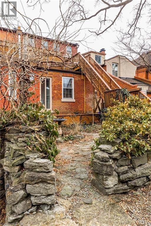 212 BAY Street S, Hamilton, Ontario, L8P3J1 — Photo 3