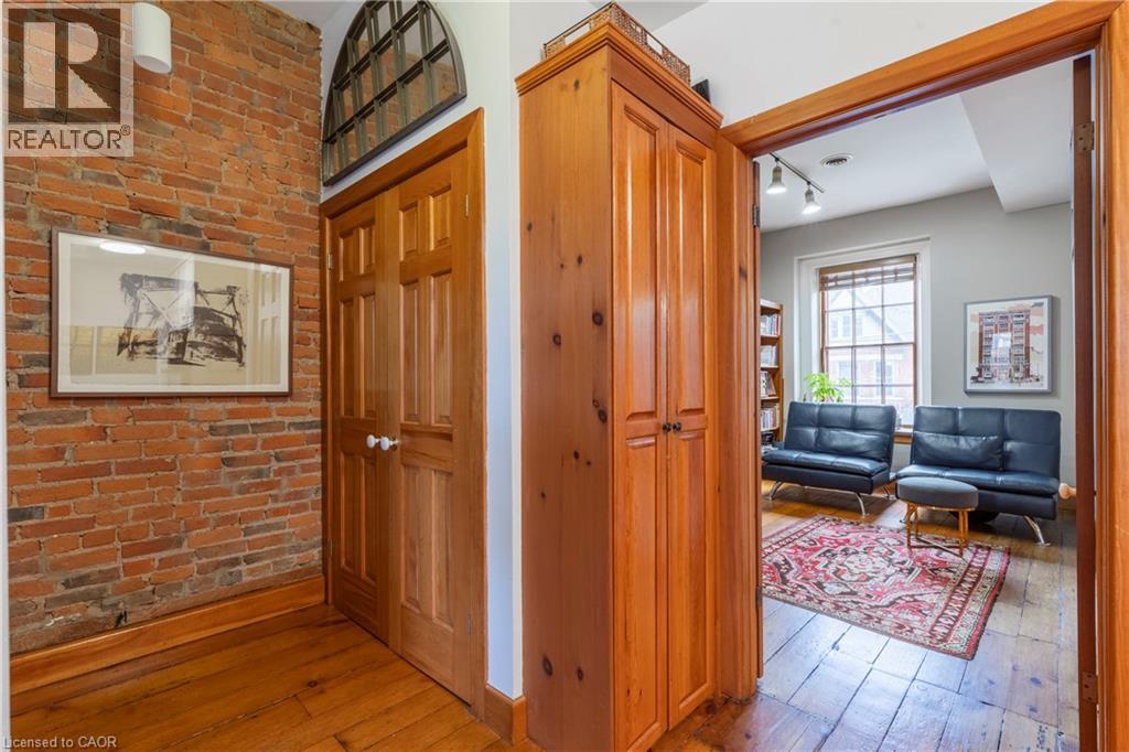212 BAY Street S, Hamilton, Ontario, L8P3J1 — Photo 8