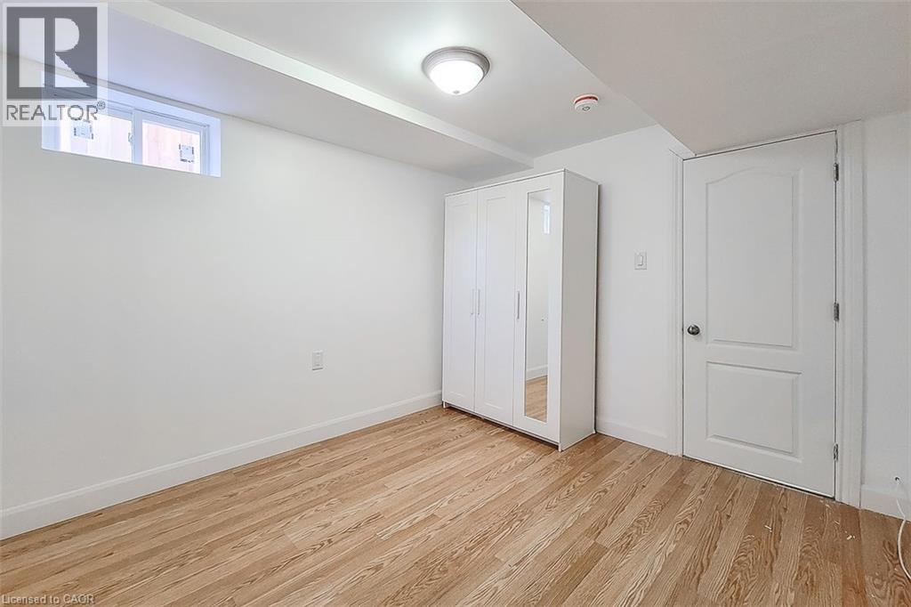 18 PURITAN Court Unit# Basement, Hamilton, Ontario, L8E4L1 — Photo 5