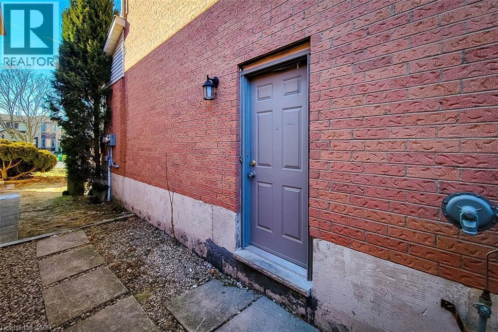 18 PURITAN Court Unit# Basement, Hamilton, Ontario, L8E4L1 — Photo 9