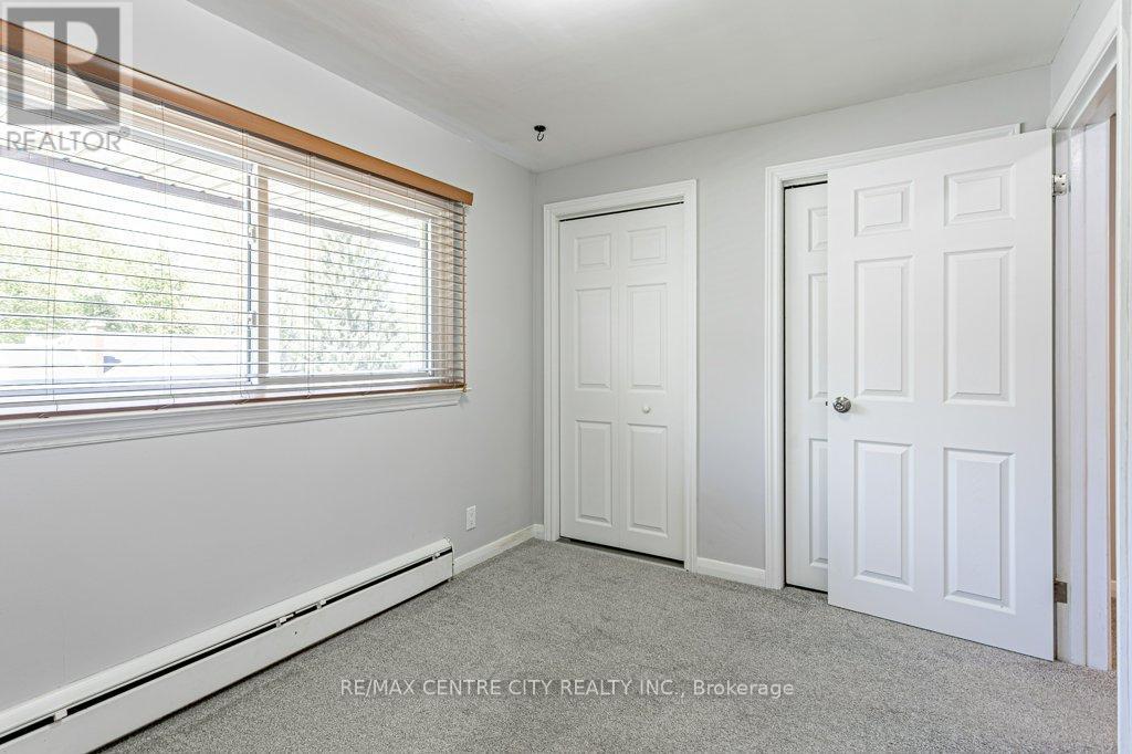 858 HICKORY ROAD - 16