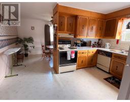 31 Angle Brook Road thumbnail 4