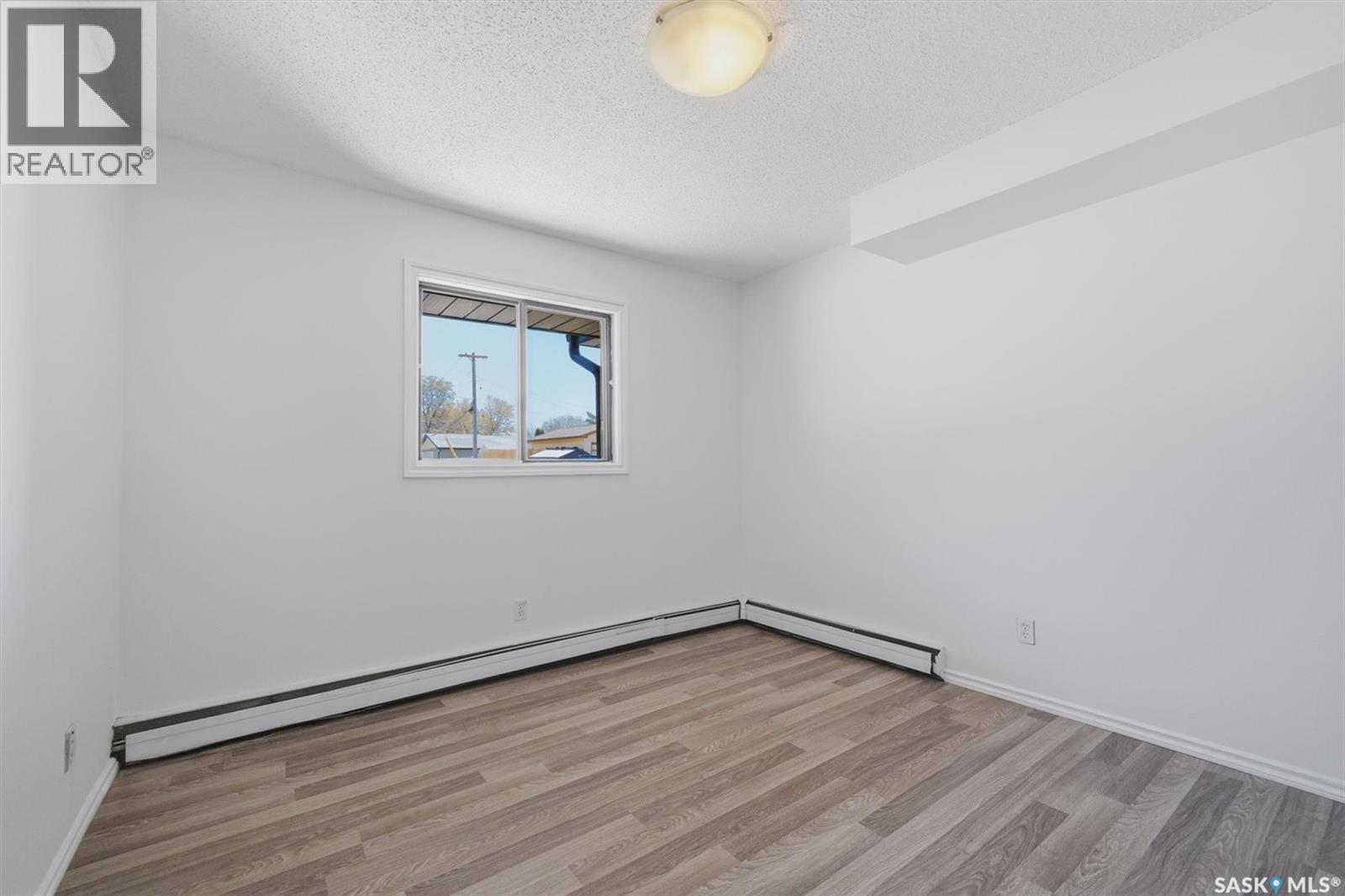 #104 2233 St Henry AVENUE - 20