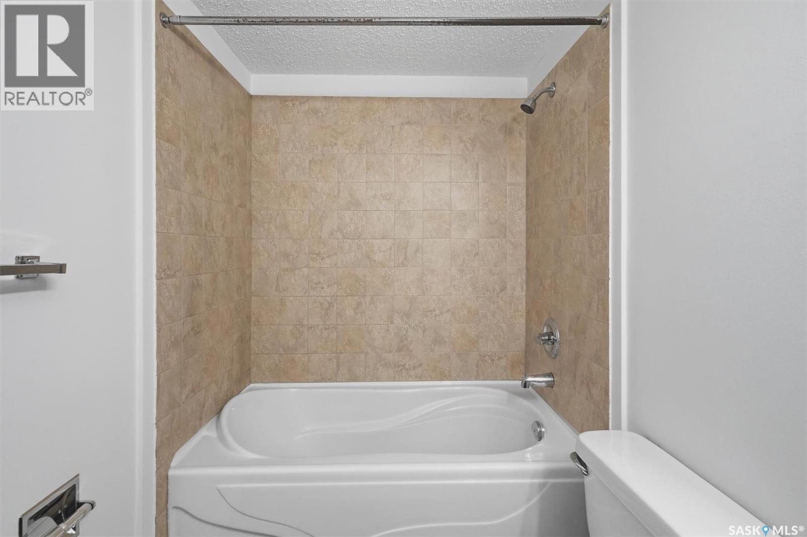 #104 2233 St Henry AVENUE - 25