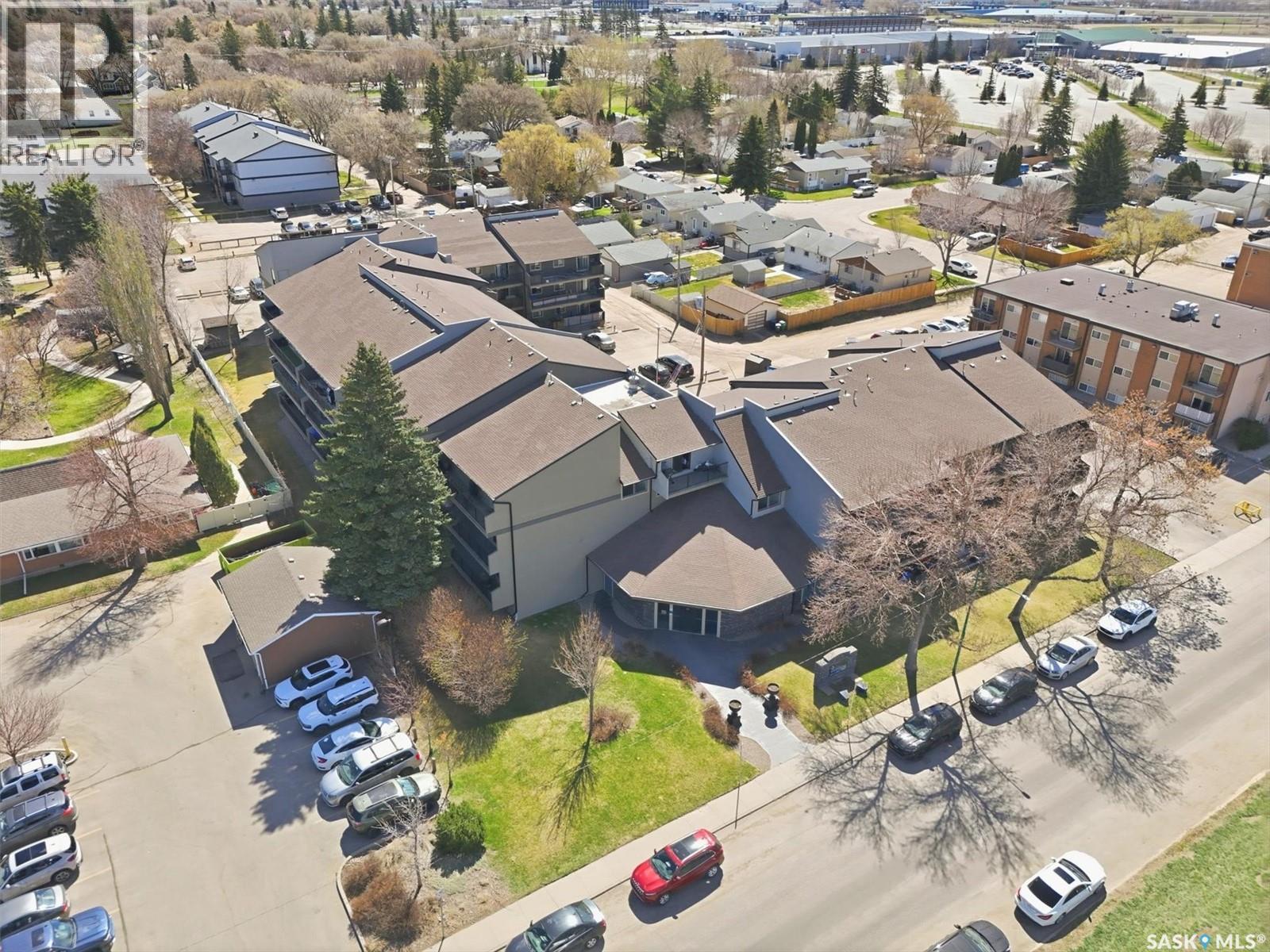 #104 2233 St Henry AVENUE - Image 3