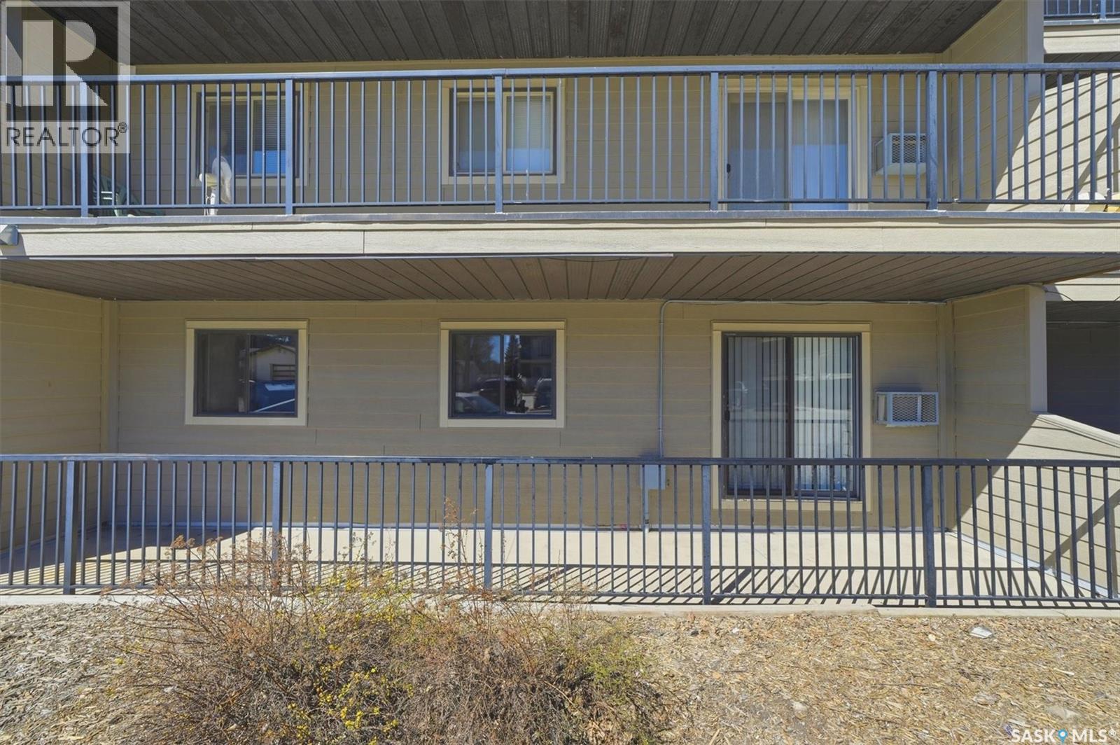#104 2233 St Henry AVENUE - 32