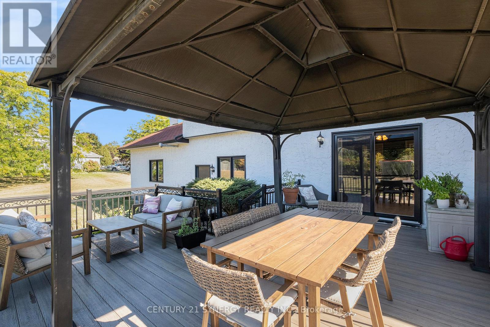 12 DAVIS LANE - 31