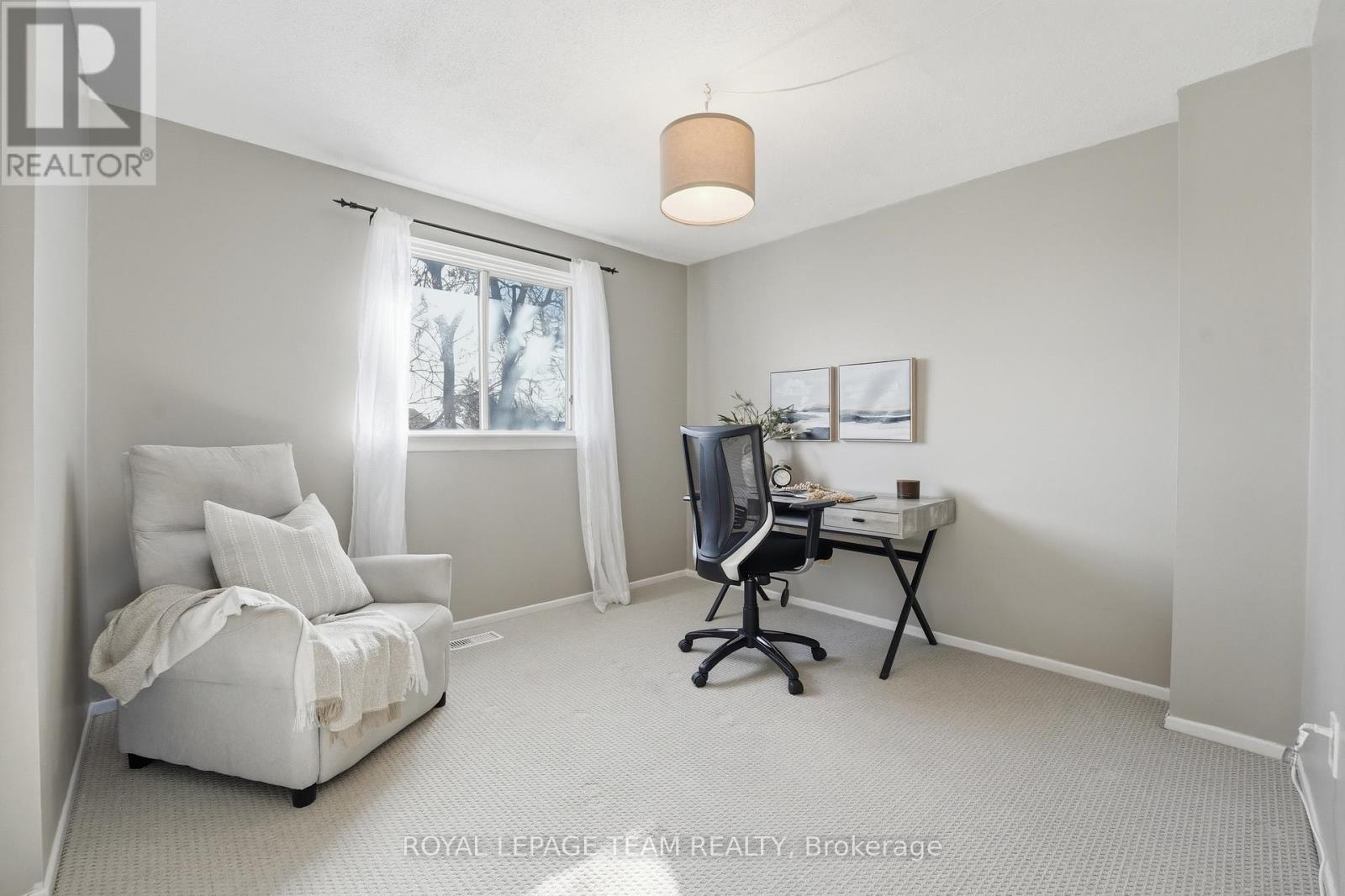 67 CASTLEFRANK ROAD - 32