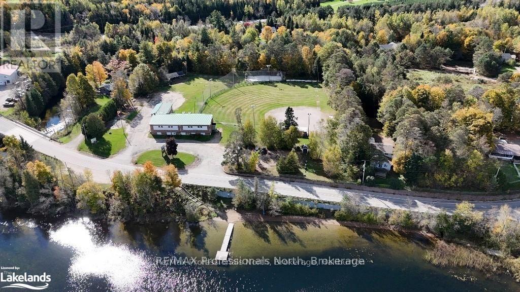 1057 SUBURBAN COURT - 50